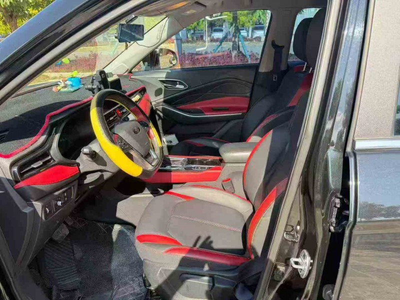 昆明22年江淮思皓5