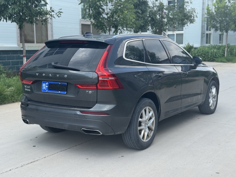 新乡18年沃尔沃XC606