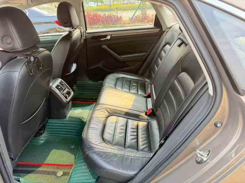 丽江17年大众帕萨特6