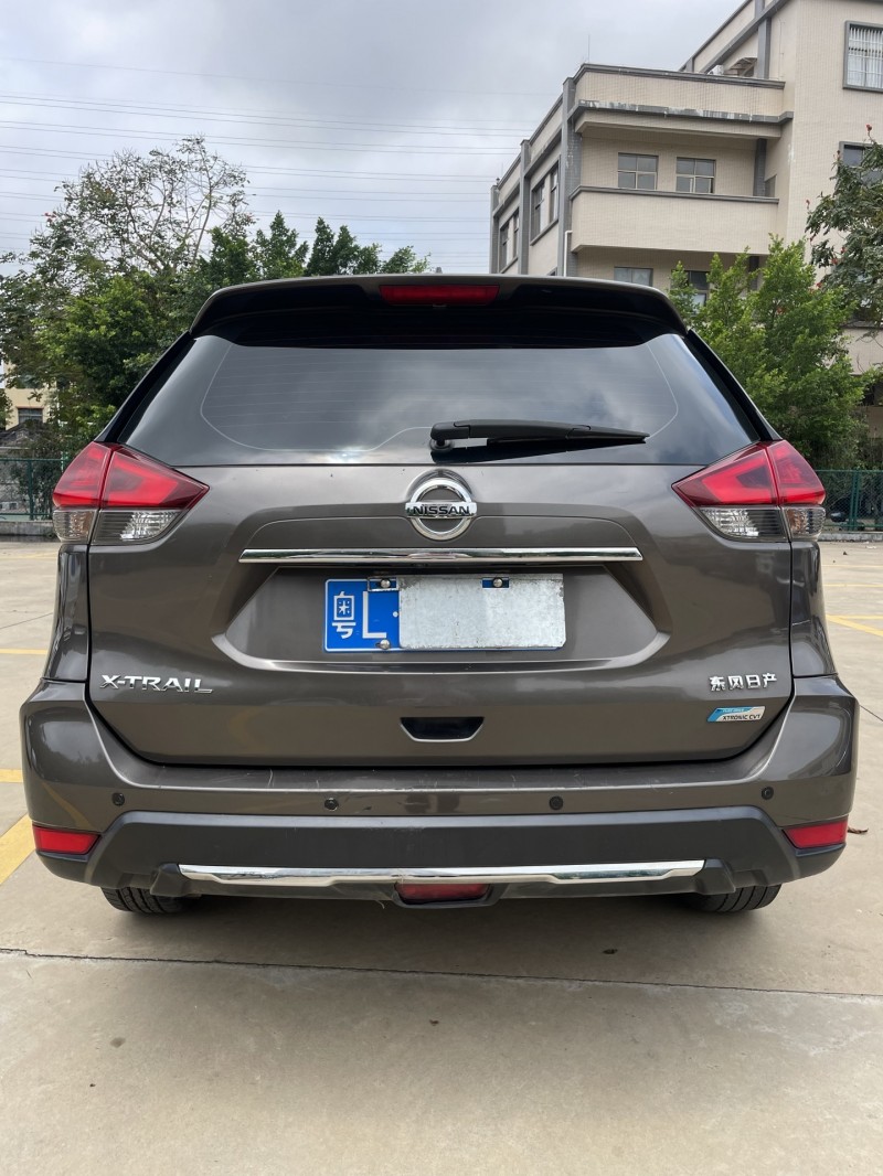 中山17年日产奇骏9