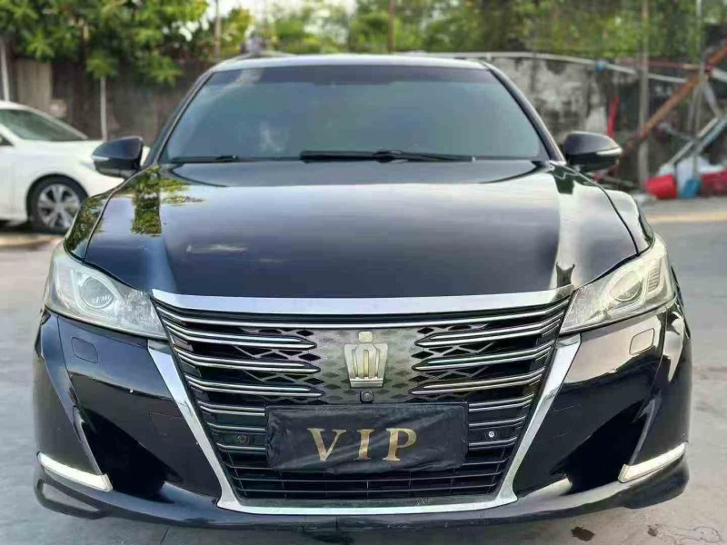 深圳18年丰田皇冠1