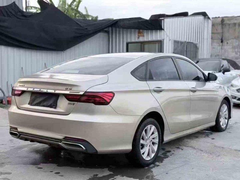 江门20年吉利缤瑞8