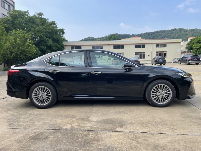 中山25年丰田凯美瑞2