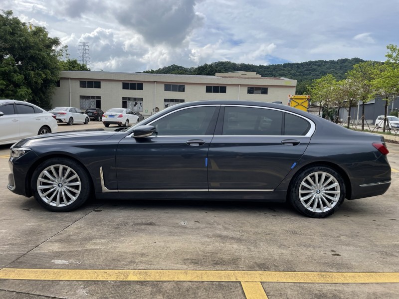 中山20年宝马7系3