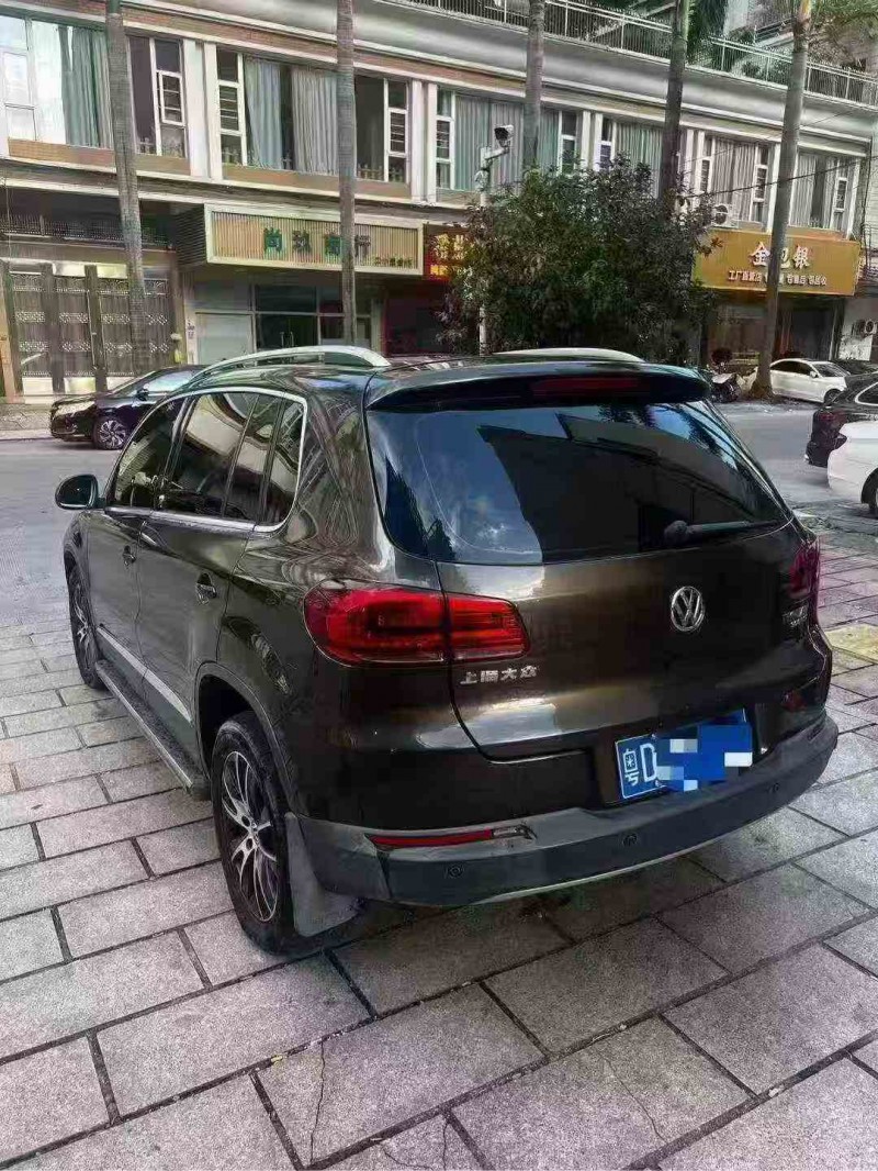 佛山16年大众途观7