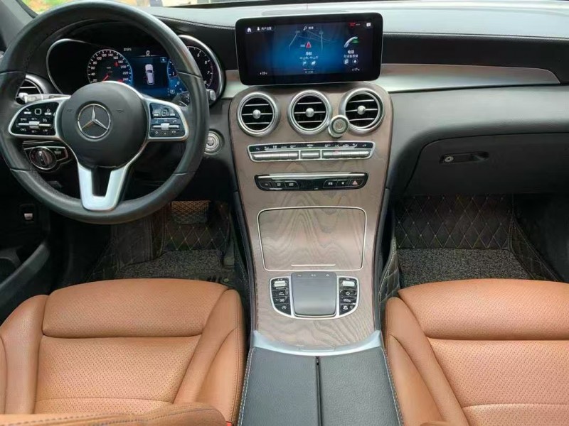 中山20年奔驰GLC7