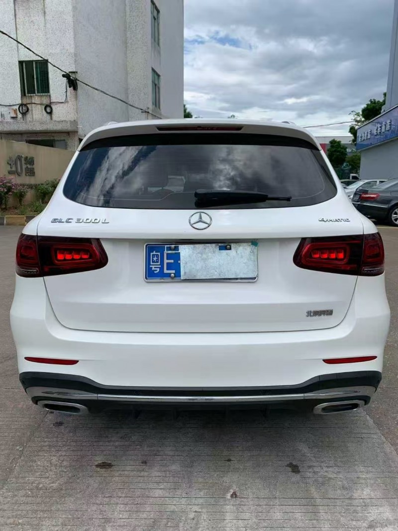 中山20年奔驰GLC9