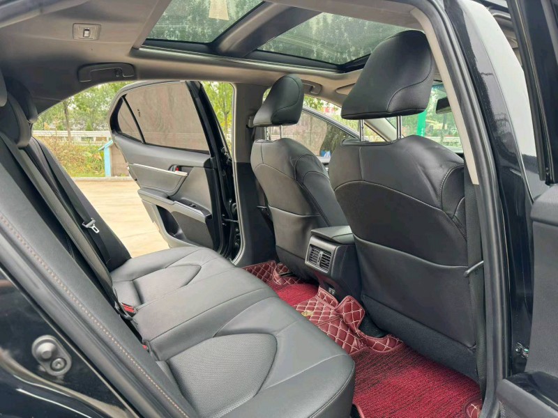 徐州19年丰田凯美瑞7