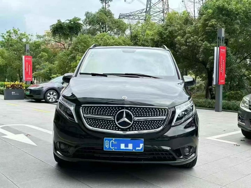 深圳20年奔驰威霆1