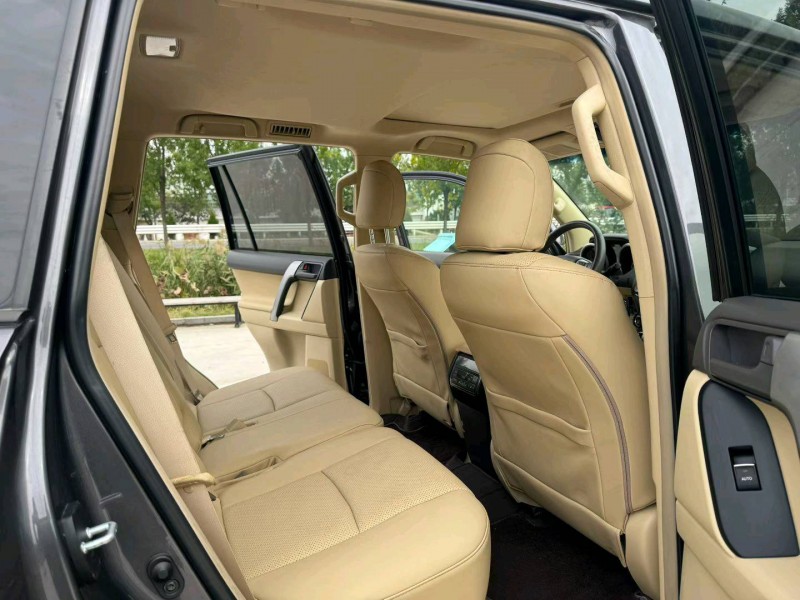 徐州18年丰田普拉多4