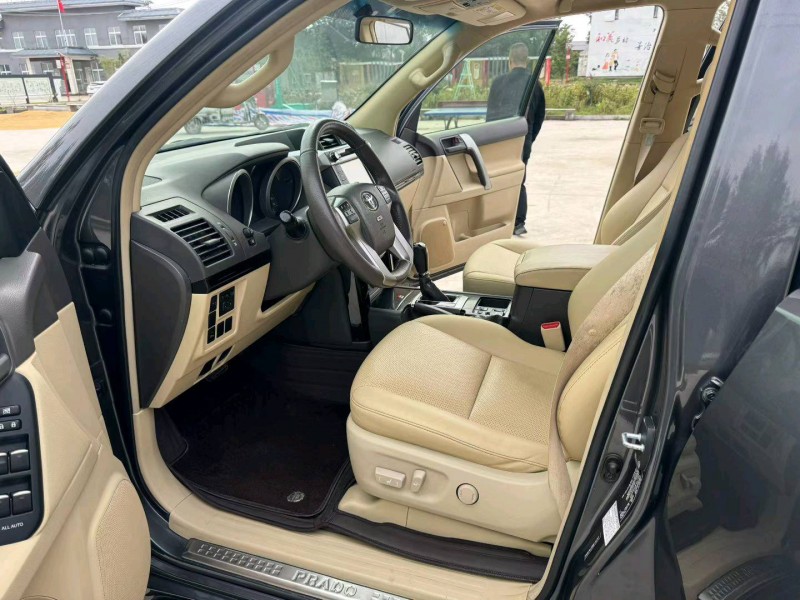 徐州18年丰田普拉多6