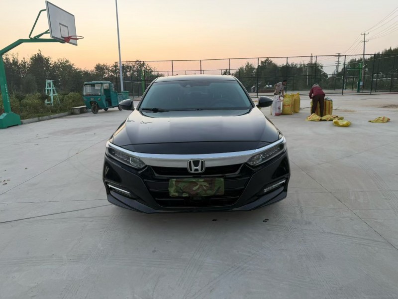 徐州19年本田雅阁1