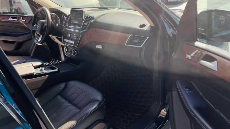 深圳16年奔驰GLE3