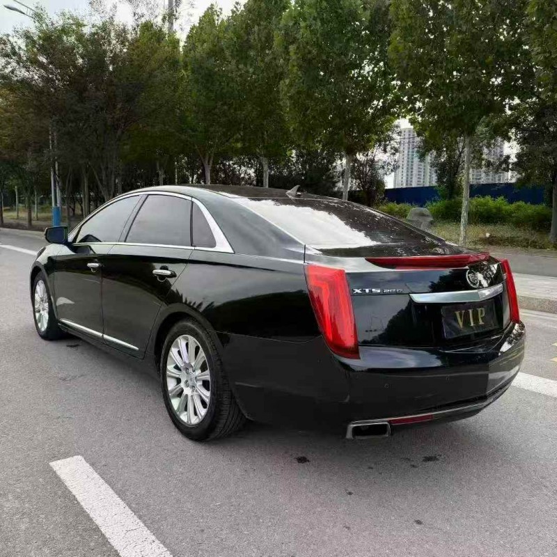 东营15年凯迪拉克XTS8