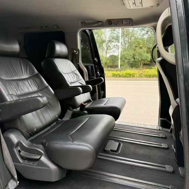 烟台13年本田艾力绅4