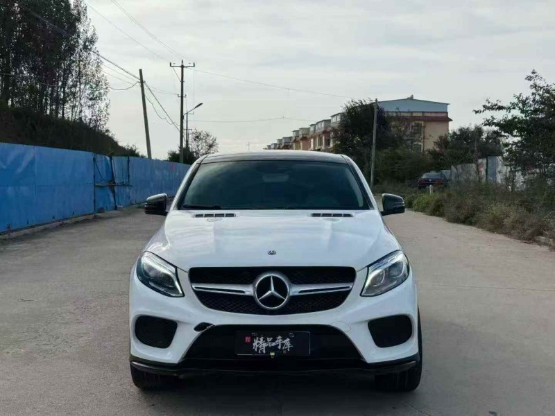 东营19年奔驰GLE1