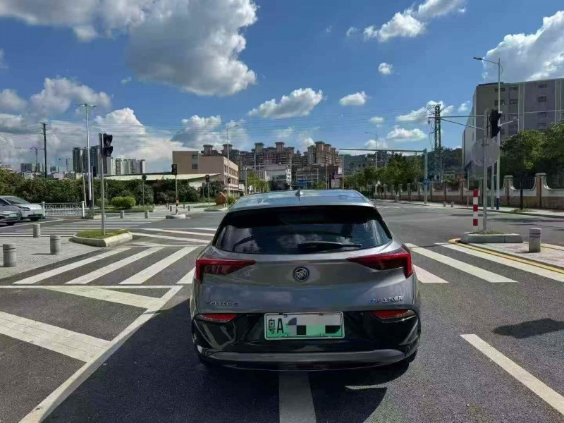 珠海22年别克微蓝9