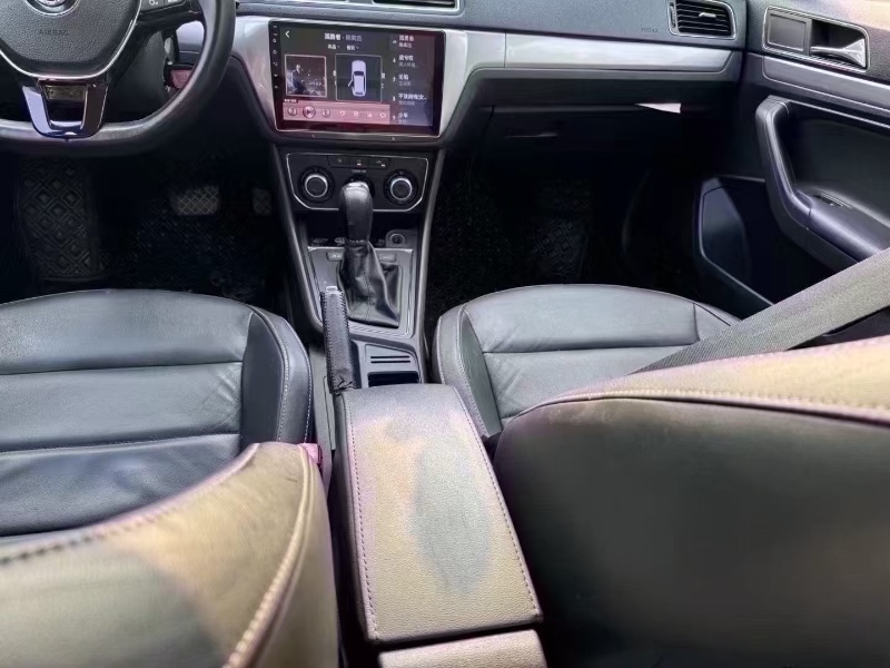 聊城16年大众朗逸5