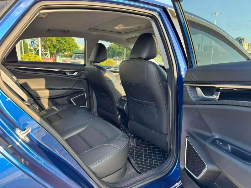 汕头21年吉利帝豪6