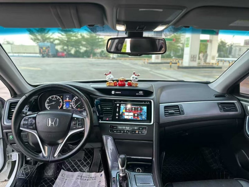 茂名16年本田思铂睿4