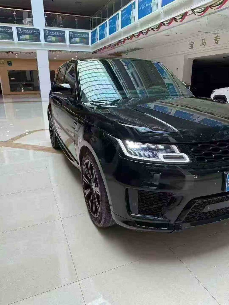 淮南22年路虎揽胜运动3