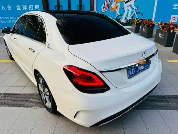 深圳19年奔驰C8