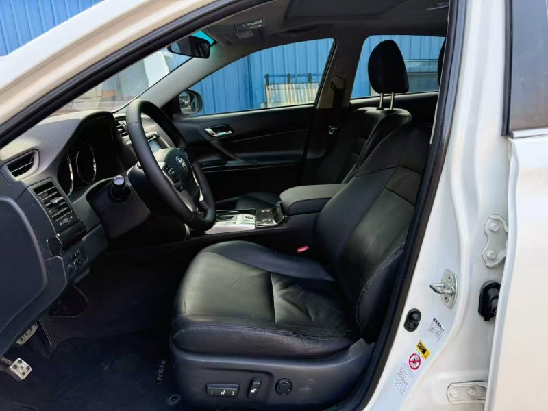 茂名13年丰田锐志6