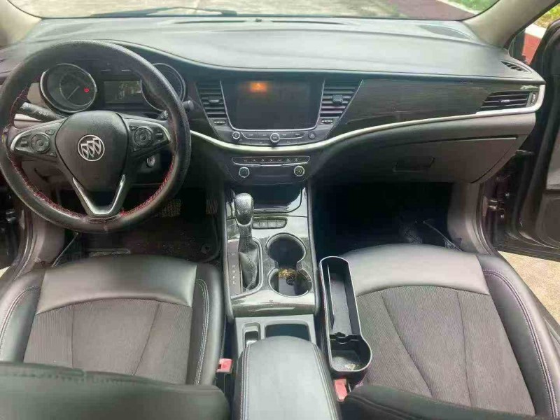 深圳18年别克威朗6