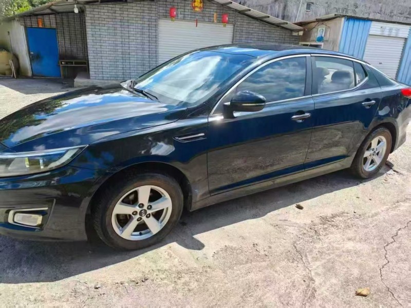 防城港16年起亚K52