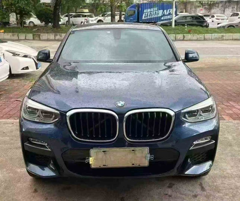 佛山19年宝马X41