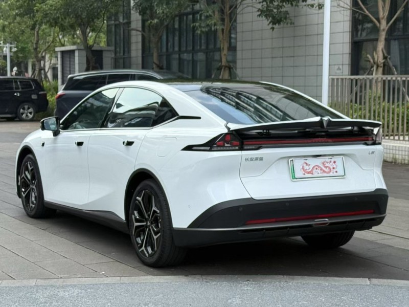 佛山25年长安汽车深蓝6