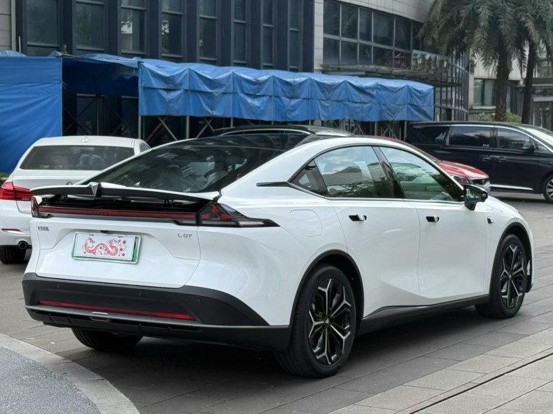 佛山25年长安汽车深蓝7