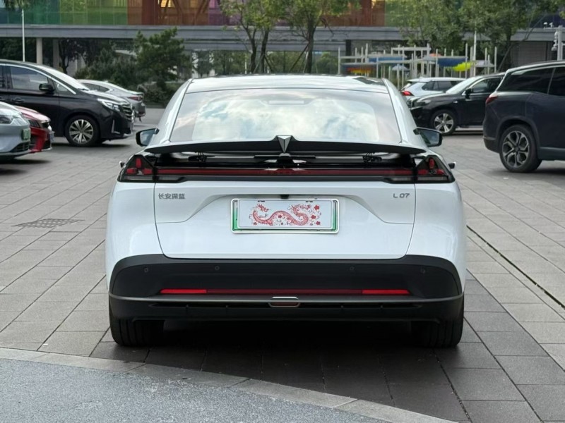 佛山25年长安汽车深蓝9