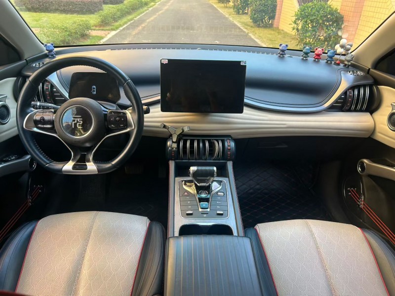 东莞22年比亚迪元7