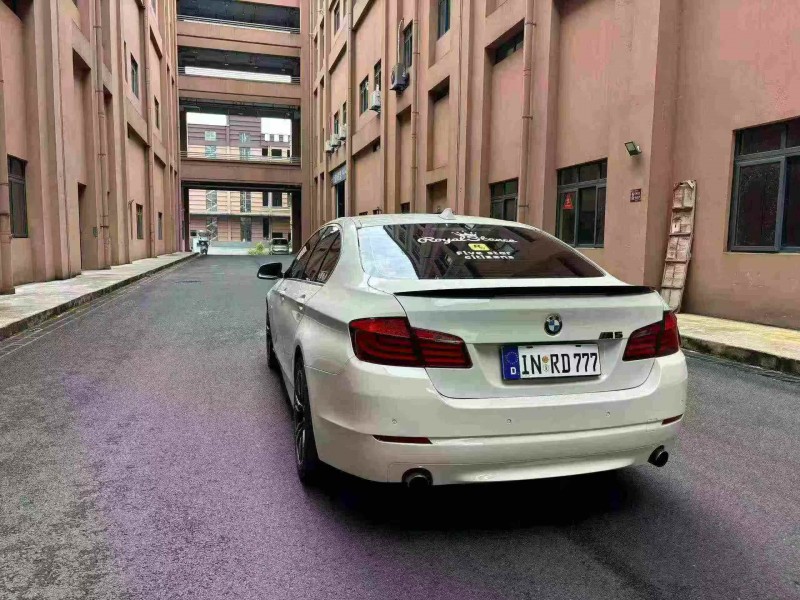 重庆12年宝马5系8