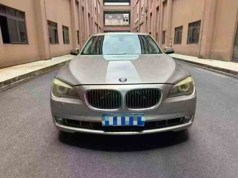 重庆13年宝马7系1