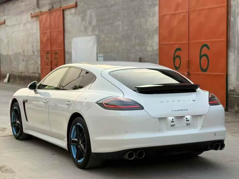 茂名12年保时捷帕拉梅拉4