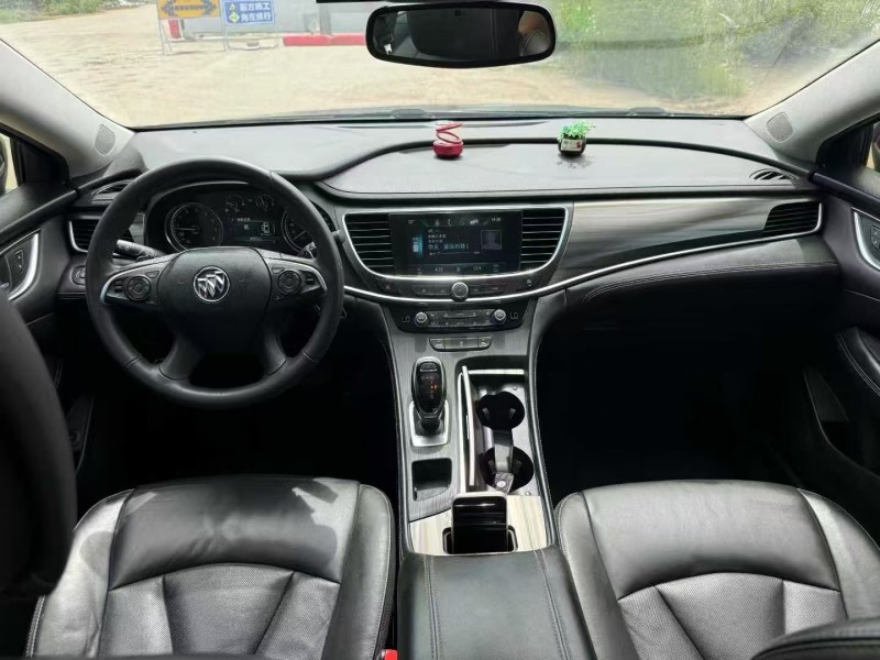 茂名18年别克君越6