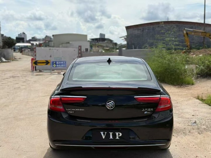 茂名18年别克君越7