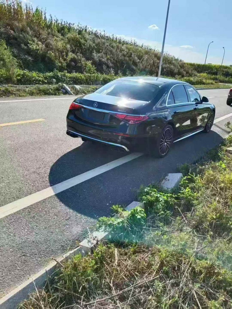 平顶山23年奔驰S8