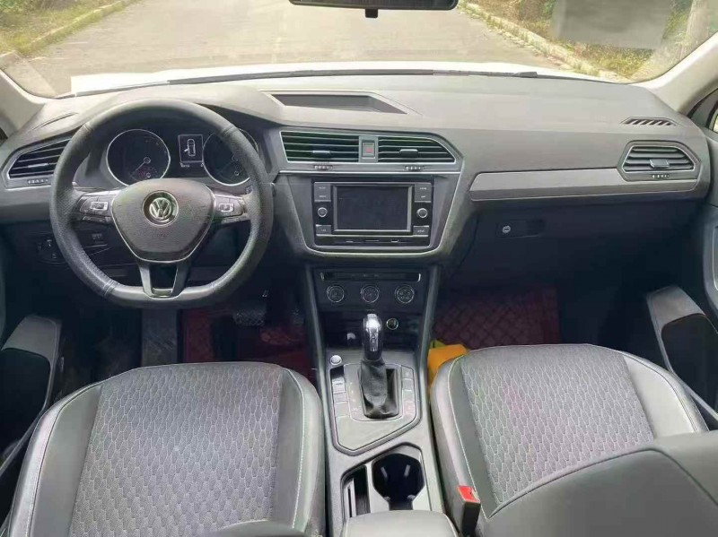 枣庄19年大众途观4