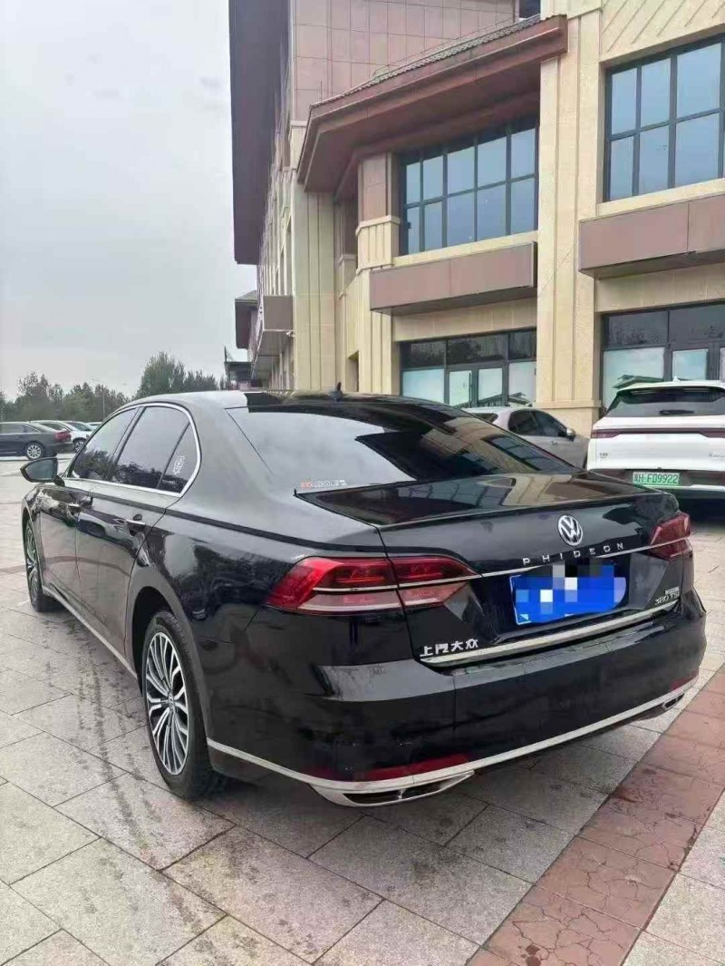 唐山21年大众辉昂7