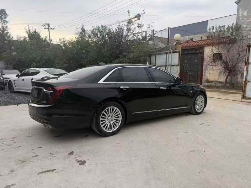 枣庄20年凯迪拉克CT68