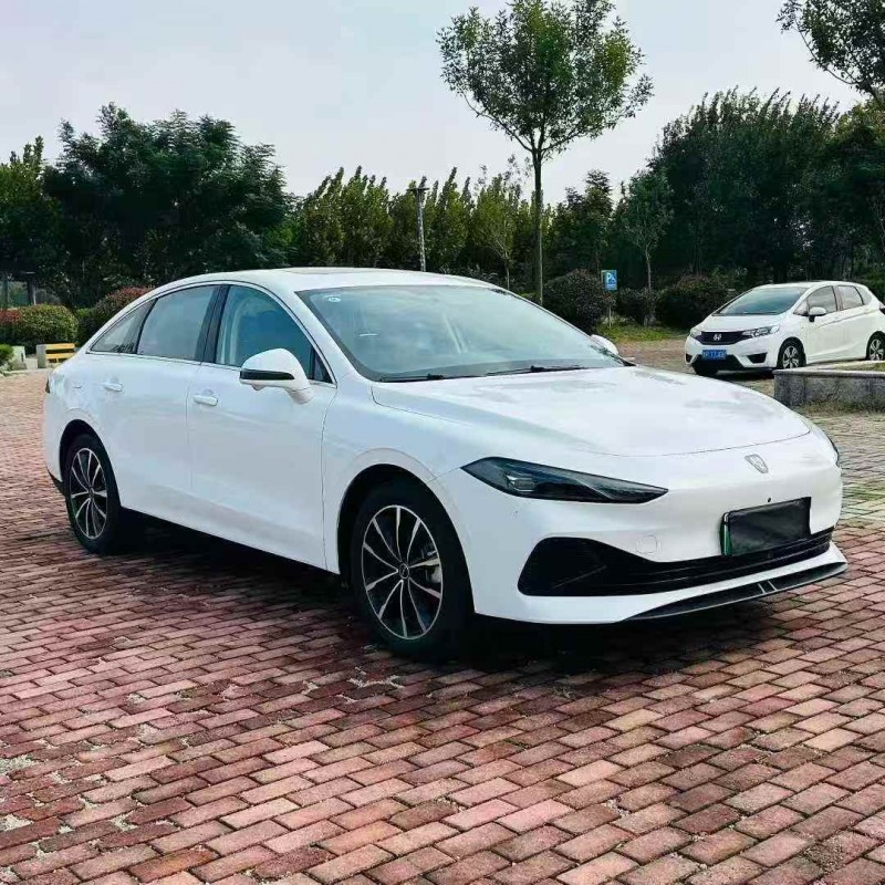 青岛25年荣威D72