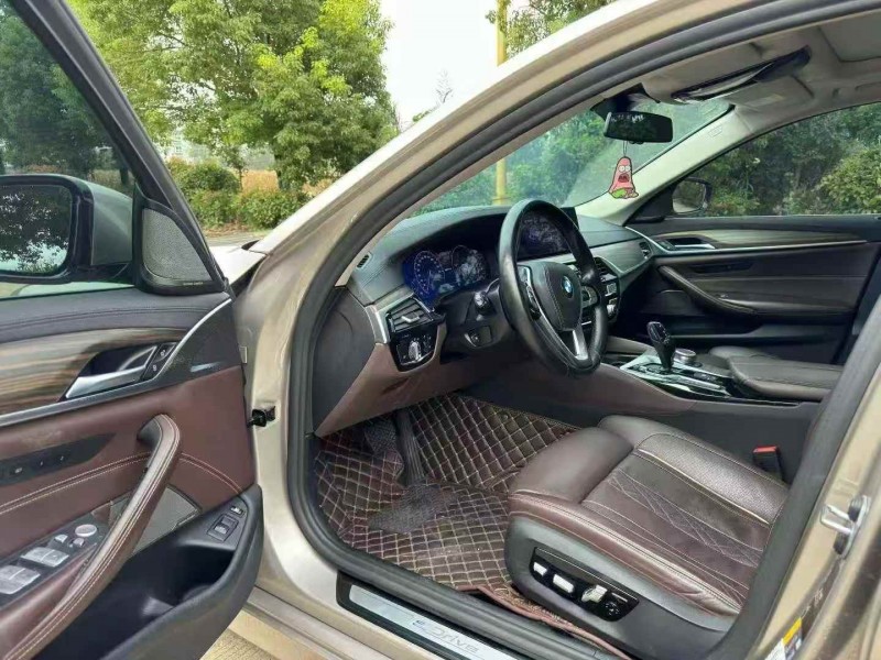 盐城19年宝马5系5