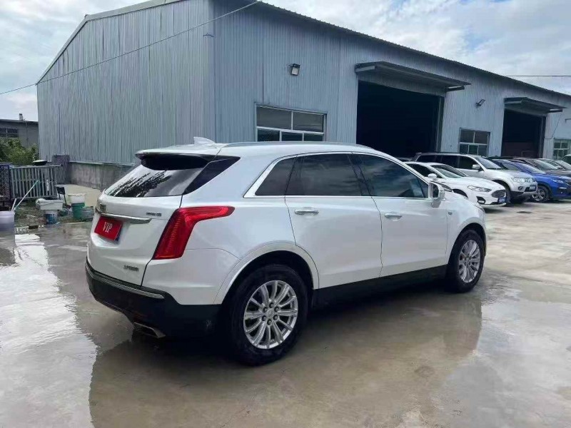 东营19年凯迪拉克XT57