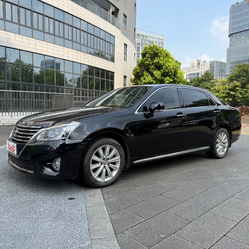 佛山15年丰田皇冠3