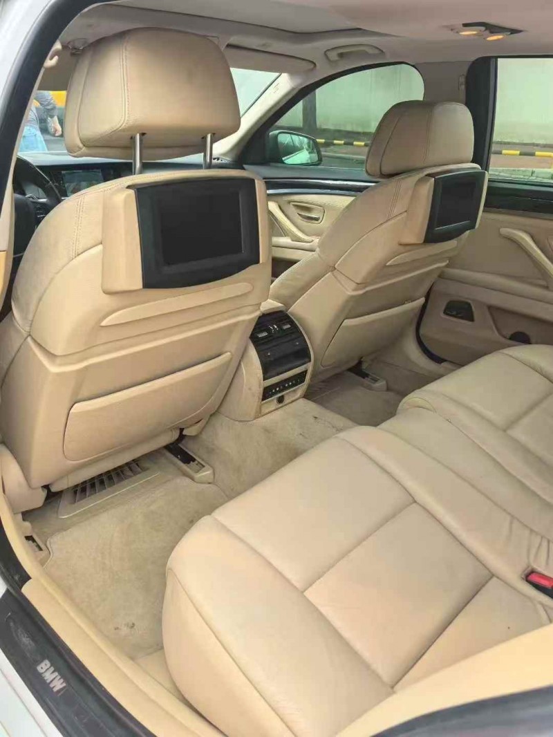 淮南12年宝马5系8