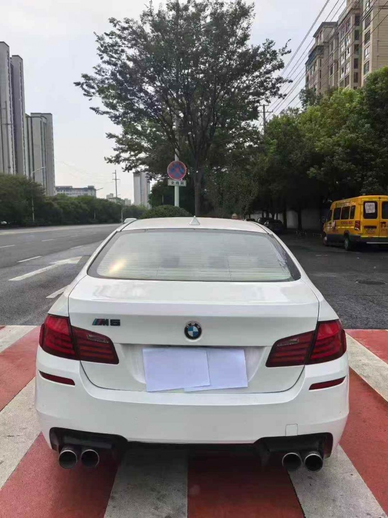 淮南12年宝马5系9