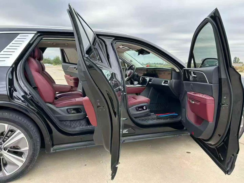 唐山21年红旗E-HS95